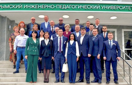 В Крымском инженерно-педагогическом университете имени Февзи Якубова состоялось выездное заседание Комитета Госсовета Крыма по промышленности, торговле и предпринимательству