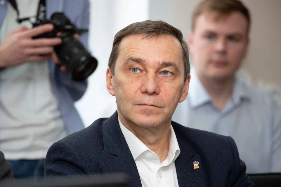 Состояние и перспективы кадрового обеспечения промышленности обсудили на выездном заседании профильного Комитета Состояние и перспективы кадрового обеспечения промышленности обсудили на выездном заседании профильного Комитета