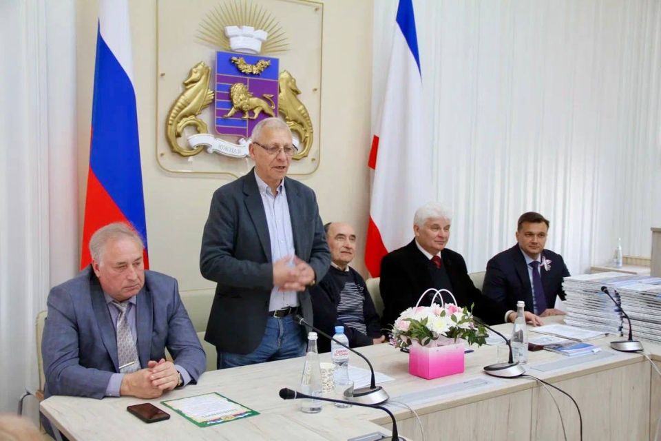 Константин Шимановский: Состоялась презентация книги – «Ветераны-строители Ялты и Южного берега Крыма Константин Шимановский: Состоялась презентация книги – «Ветераны-строители Ялты и Южного берега Крыма