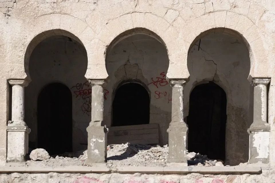 В Севастополе восстановят дом князя Юсупова на Таврической набережной В Севастополе восстановят дом князя Юсупова на Таврической набережной