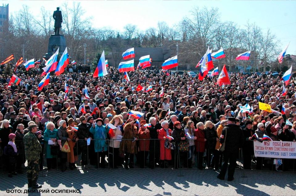 Михаил Развожаев: Дорогие севастопольцы! Двенадцать лет назад Севастополь вернулся домой! Михаил Развожаев: Дорогие севастопольцы! Двенадцать лет назад Севастополь вернулся домой!