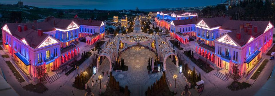 Михаил Развожаев: В честь 12-й годовщины Русской весны в «Новом Херсонесе» зажглась подсветка в цветах российского триколора