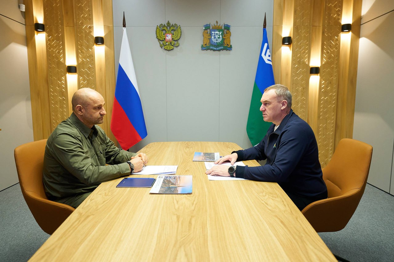 Волонтеры со всей России приехали в ХМАО-Югру на V Форум «Патриоты Урала» Волонтеры со всей России приехали в ХМАО-Югру на V Форум «Патриоты Урала»