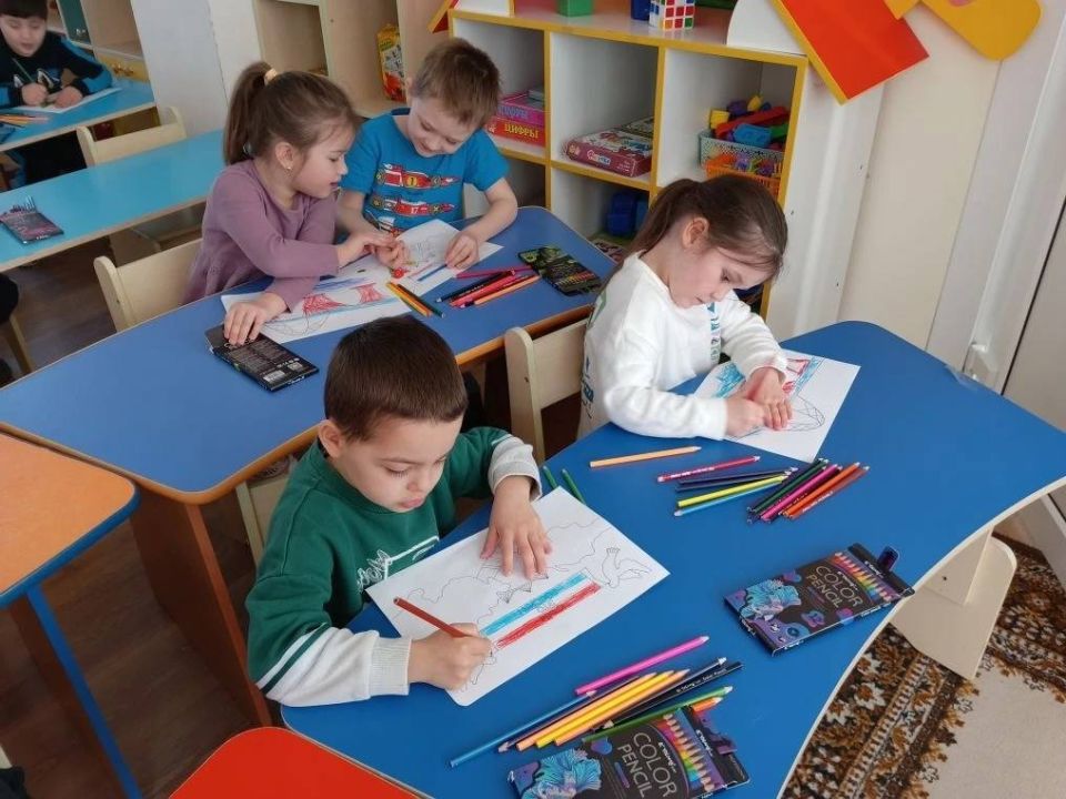 Василий Телиженко: В Армянске прошли мероприятия, посвященные 12-й годовщине возвращения Крыма в состав Российской Федерации Василий Телиженко: В Армянске прошли мероприятия, посвященные 12-й годовщине возвращения Крыма в состав Российской Федерации