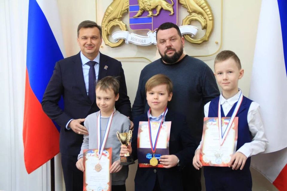 Константин Шимановский: Воспитанники Федерации шахмат – наша гордость! Константин Шимановский: Воспитанники Федерации шахмат – наша гордость!