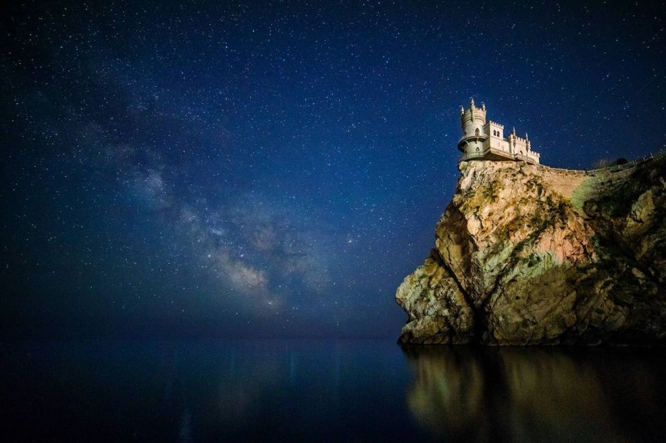 Давайте еще раз полюбуемся фотографиями победителей нашего фотоконкурса «Крым в моем сердце» Давайте еще раз полюбуемся фотографиями победителей нашего фотоконкурса «Крым в моем сердце»
