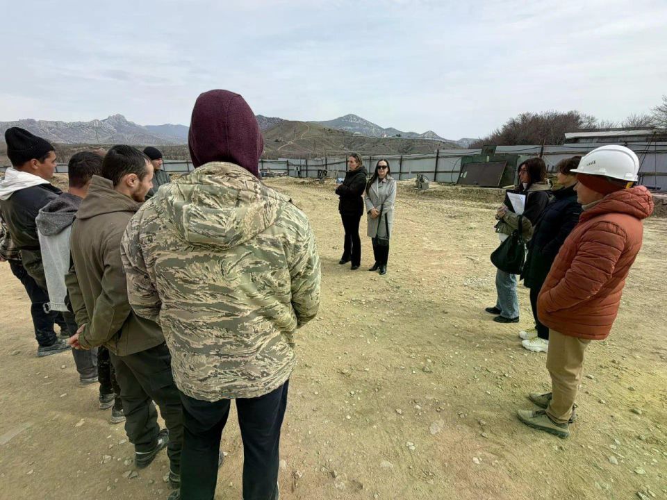 В Судаке на постоянной основе ведется информационно-разъяснительная работа с иностранными гражданами