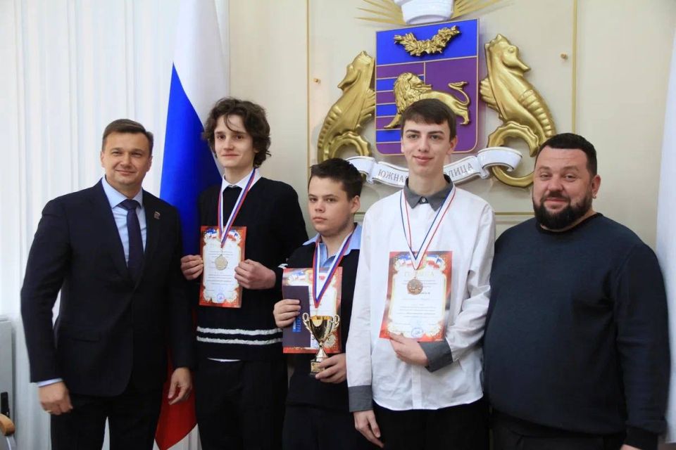 Константин Шимановский: Воспитанники Федерации шахмат – наша гордость! Константин Шимановский: Воспитанники Федерации шахмат – наша гордость!