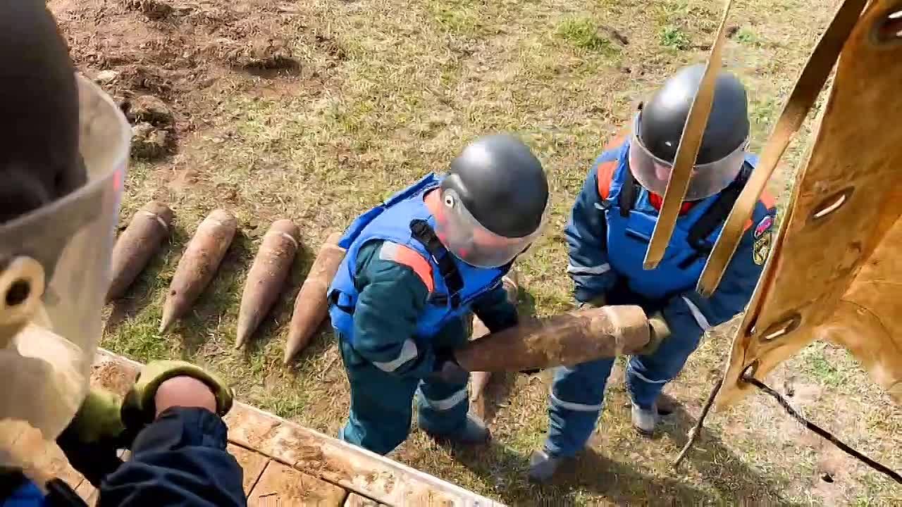 В Ленинском районе уничтожили 12 артиллерийских снарядов времён Великой Отечественной войны