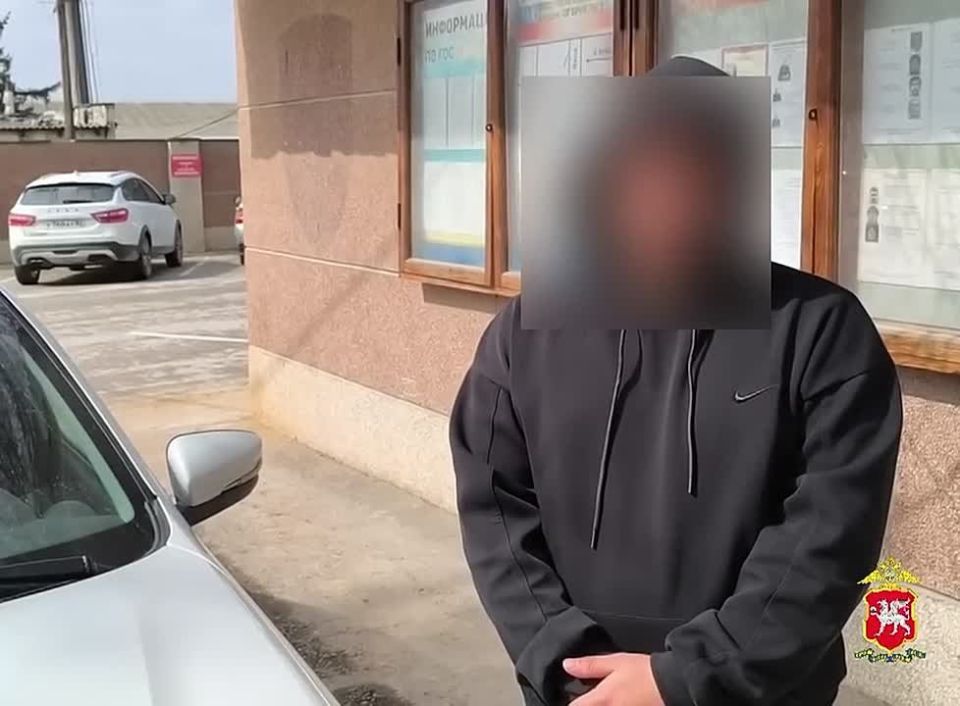 В Белогорском районе привлечен к административной ответственности молодой водитель, устроивший дрифт в центре поселка Зуя