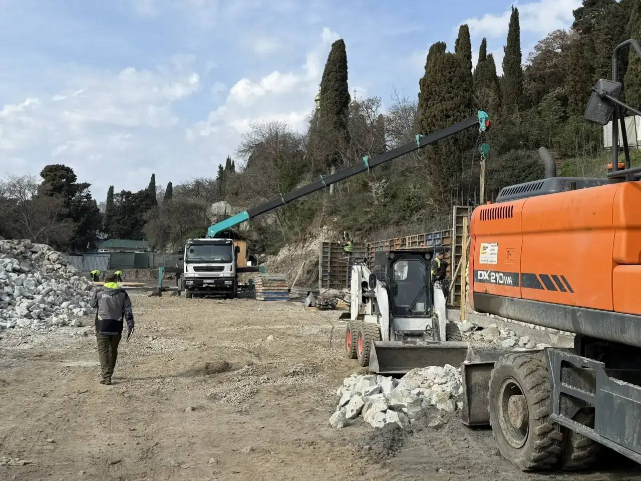 Янина Павленко: Воскресный выезд в Алупку Янина Павленко: Воскресный выезд в Алупку