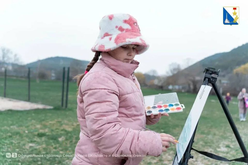 Севастопольские семьи совместили творчество и заботу о природе на мастер-классе Севастопольские семьи совместили творчество и заботу о природе на мастер-классе