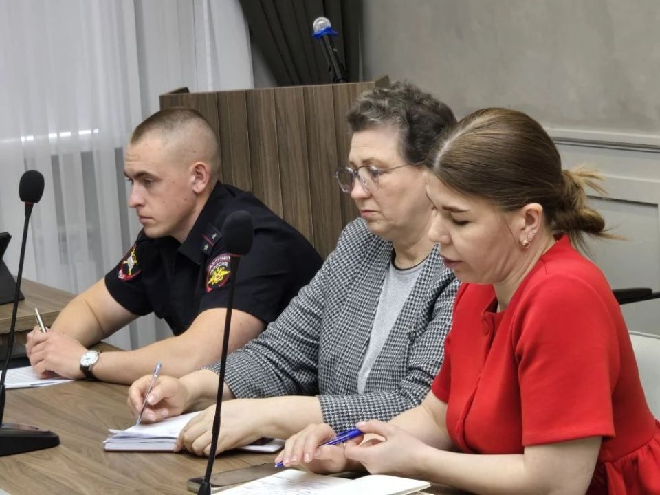 Состояние аварийности, в том числе, дорожно-транспортного травматизма за 2 месяца текущего года, анализировались на заседании Комиссии по безопасности дорожного движения Бахчисарайского района Состояние аварийности, в том числе, дорожно-транспортного травматизма за 2 месяца текущего года, анализировались на заседании Комиссии по безопасности дорожного движения Бахчисарайского района