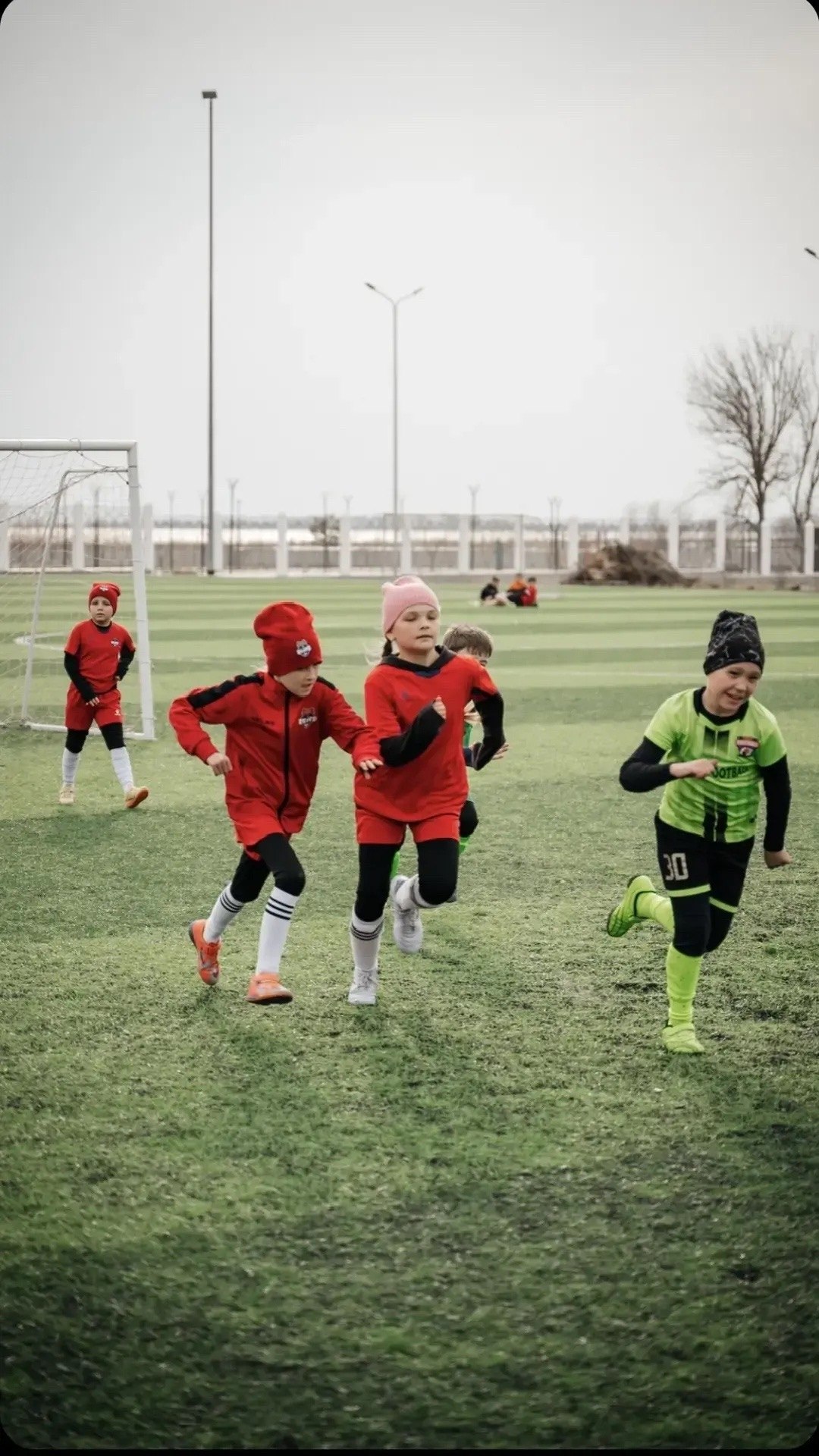 ФК «Велес» доказывает, что женский футбол на Черноморском районе - это сила! ФК «Велес» доказывает, что женский футбол на Черноморском районе - это сила!