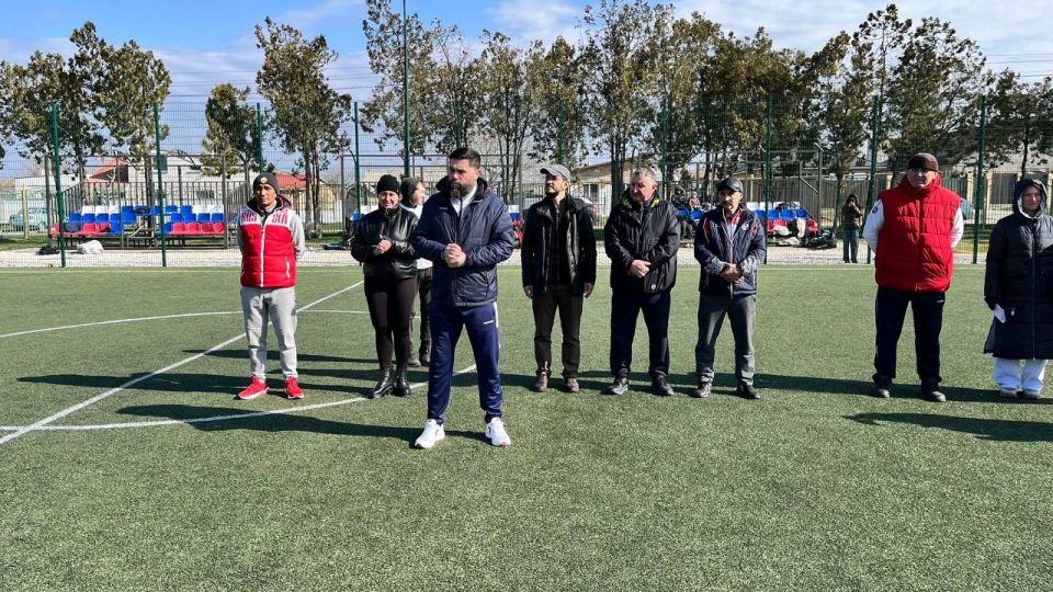 Шериф Османов: Вчера в селе Столбовое Сакского района прошли соревнования по хоккею на траве, приуроченные к празднику Ораза байрам