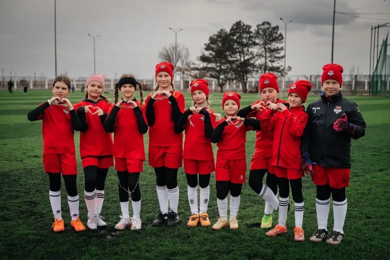 ФК «Велес» доказывает, что женский футбол на Черноморском районе - это сила! ФК «Велес» доказывает, что женский футбол на Черноморском районе - это сила!