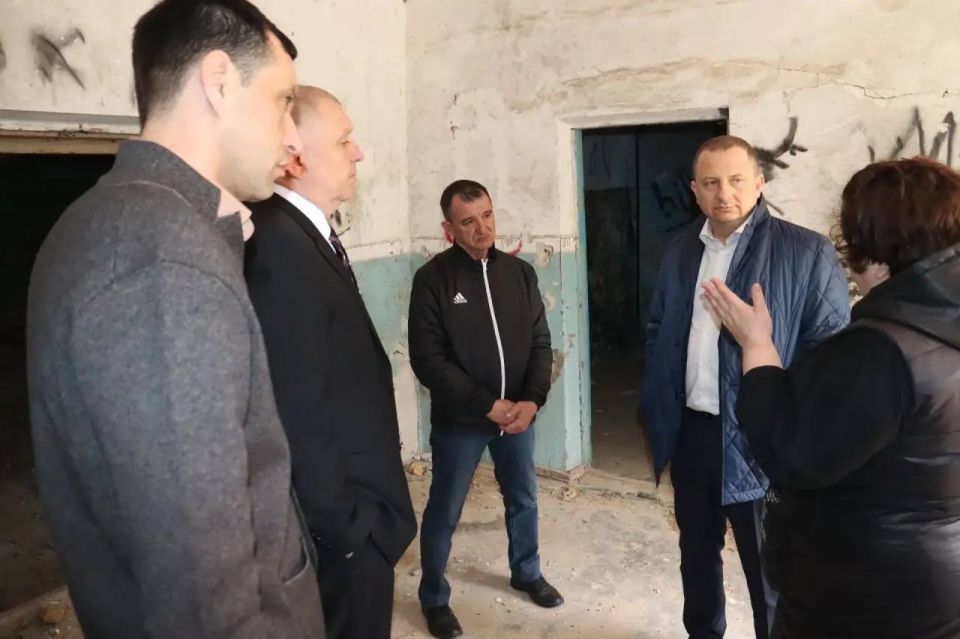 Альберт Куршутов: В рамках рабочего выезда в Сакский район посетил село Вересаево Альберт Куршутов: В рамках рабочего выезда в Сакский район посетил село Вересаево