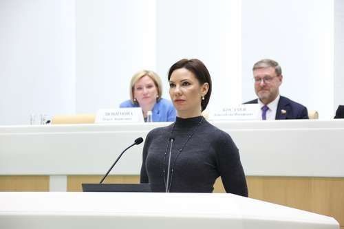 Екатерина Алтабаева: В преддверии Дня работника культуры и Международного дня театра впервые в Совете Федерации прошла встреча Председателя СФ Валентины Ивановны Матвиенко с театральными деятелями Екатерина Алтабаева: В преддверии Дня работника культуры и Международного дня театра впервые в Совете Федерации прошла встреча Председателя СФ Валентины Ивановны Матвиенко с театральными деятелями