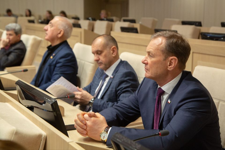 Владимир Константинов: В перечень социально ориентированных некоммерческих организаций, которые смогут претендовать на получение государственной и муниципальной поддержки, планируется включить организации, которые занимаются... Владимир Константинов: В перечень социально ориентированных некоммерческих организаций, которые смогут претендовать на получение государственной и муниципальной поддержки, планируется включить организации, которые занимаются...