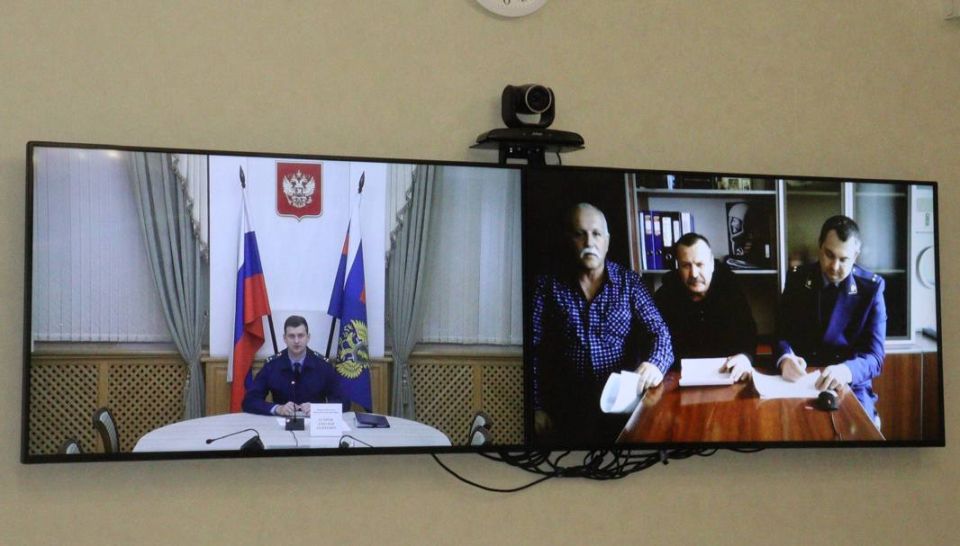 Исполняющий обязанности прокурора Крыма провел прием граждан Исполняющий обязанности прокурора Крыма провел прием граждан