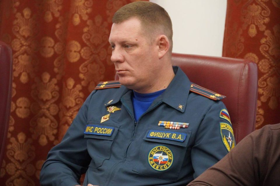 В Керчи начала работу межведомственная комиссия по оценке готовности к пожароопасному и паводкоопасному периодам под руководством заместителя начальника Главного управления МЧС России по Республике Крым Дмитрия Коваленко В Керчи начала работу межведомственная комиссия по оценке готовности к пожароопасному и паводкоопасному периодам под руководством заместителя начальника Главного управления МЧС России по Республике Крым Дмитрия Коваленко
