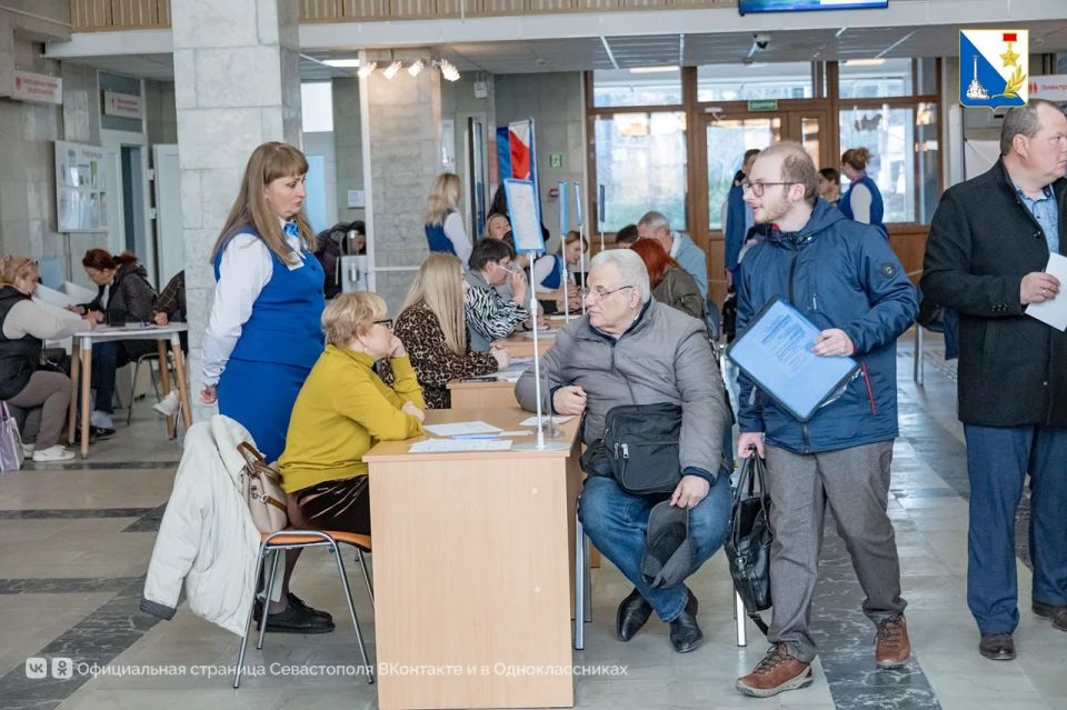 Каждый второй соискатель получил приглашение на повторное собеседование на ярмарке вакансий в Севастополе Каждый второй соискатель получил приглашение на повторное собеседование на ярмарке вакансий в Севастополе