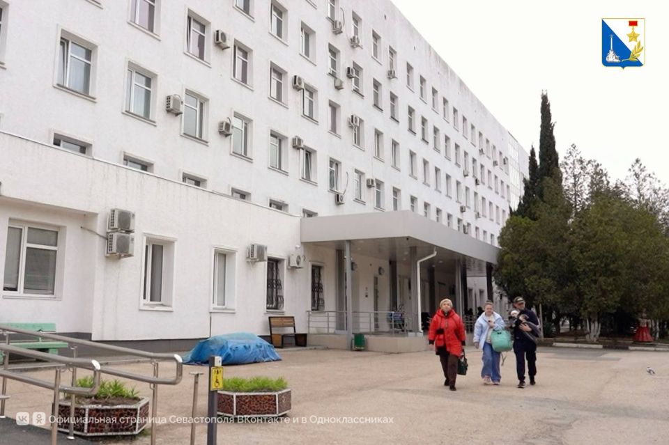 Губернатор навестил детей, пострадавших при взрыве на Павла Корчагина Губернатор навестил детей, пострадавших при взрыве на Павла Корчагина