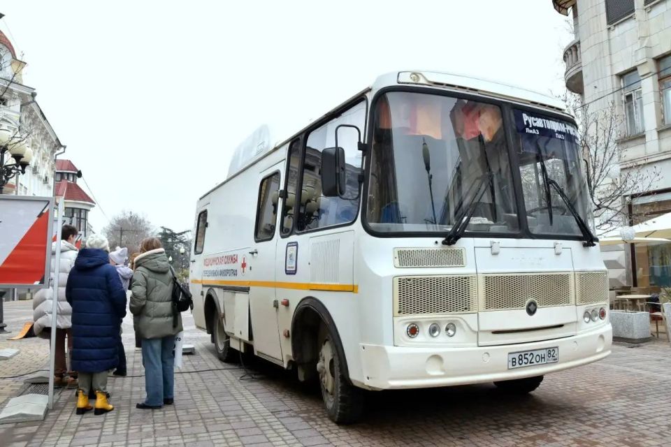 � ����������� ����� 100 ������� ��������� �������� ������ �� ����� ���������������� �����