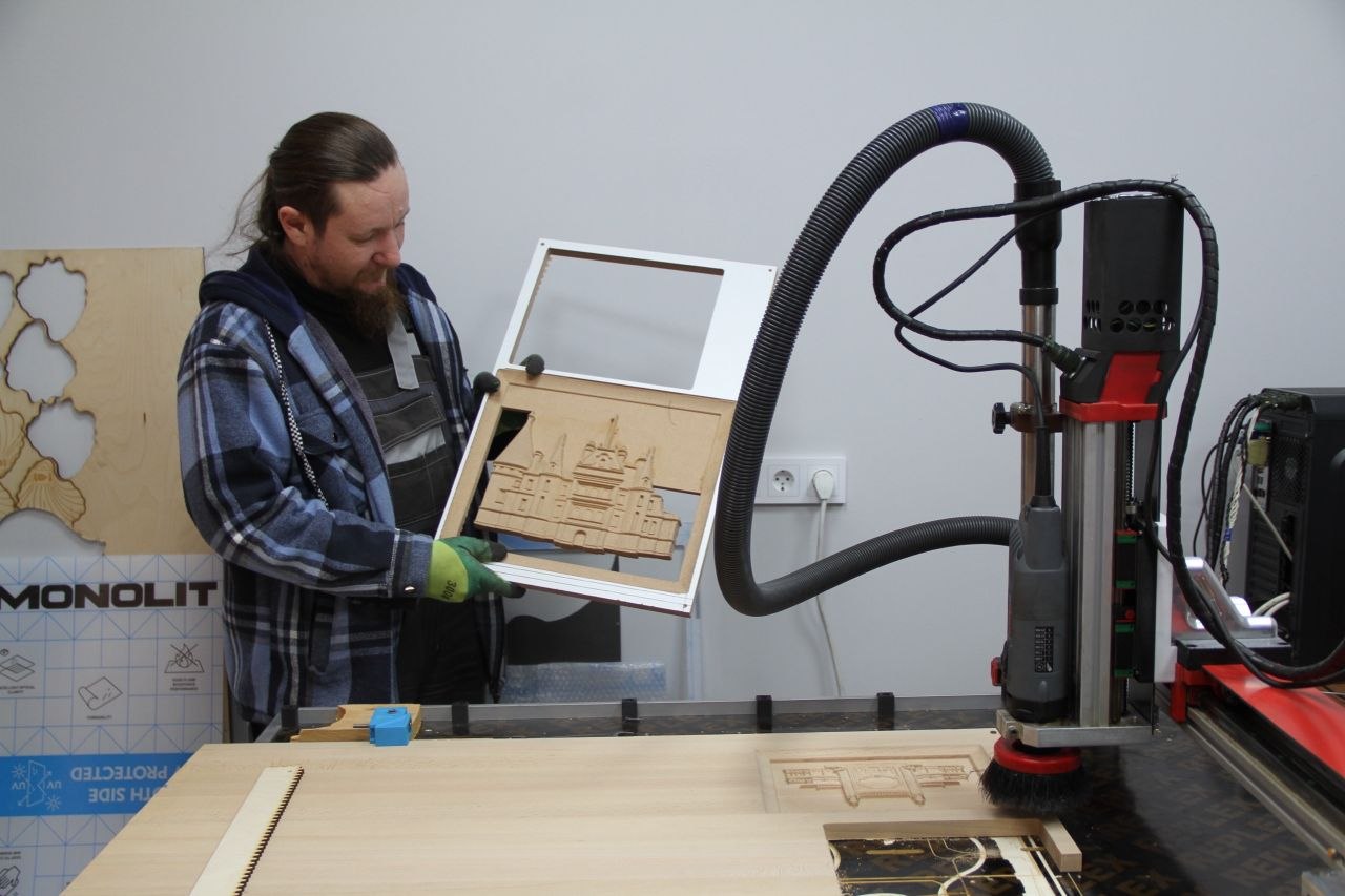 Константин Шимановский: Ялтинская местная организация Всероссийского общества слепых – уникальный коллектив единомышленников, которые несмотря на ограничения в здоровье своими руками творят красоту Константин Шимановский: Ялтинская местная организация Всероссийского общества слепых – уникальный коллектив единомышленников, которые несмотря на ограничения в здоровье своими руками творят красоту