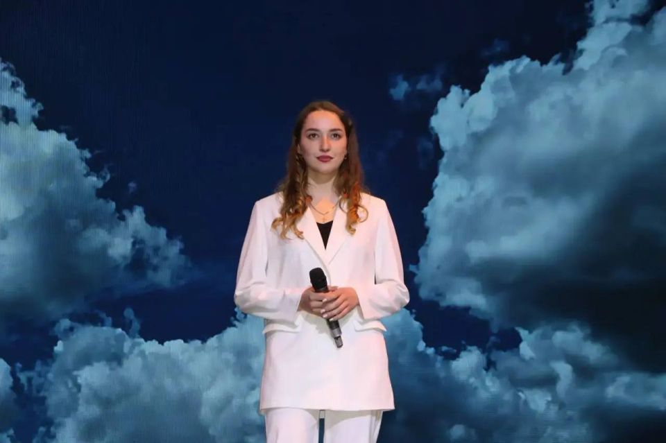 Ольга Урайкина: Сегодня в честь Дня работника культуры в районном Доме культуры состоялся праздничный концерт Ольга Урайкина: Сегодня в честь Дня работника культуры в районном Доме культуры состоялся праздничный концерт