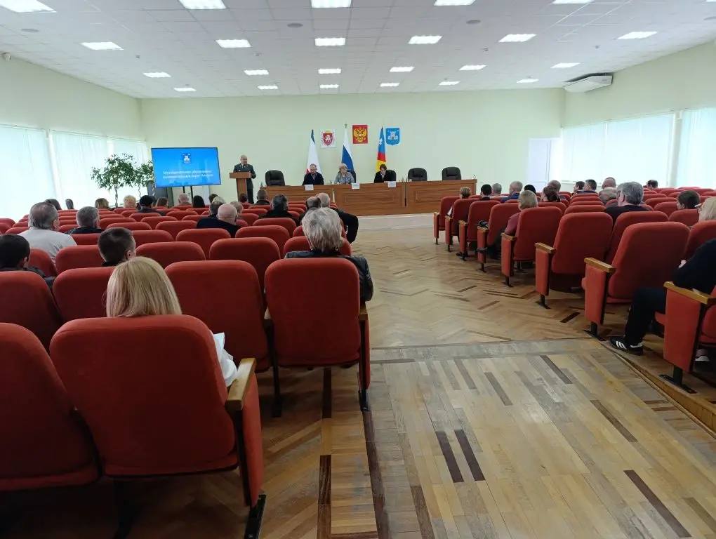 Алушта презентовала турбизнесу план подготовки к высокому курортному сезону 2026 Алушта презентовала турбизнесу план подготовки к высокому курортному сезону 2026