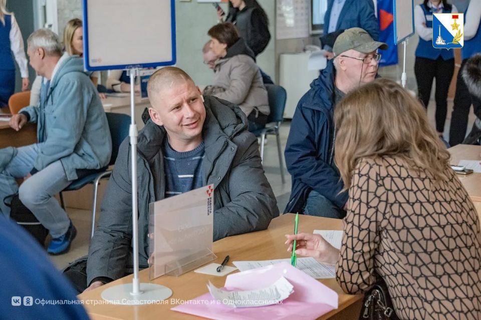 Каждый второй соискатель получил приглашение на повторное собеседование на ярмарке вакансий в Севастополе Каждый второй соискатель получил приглашение на повторное собеседование на ярмарке вакансий в Севастополе