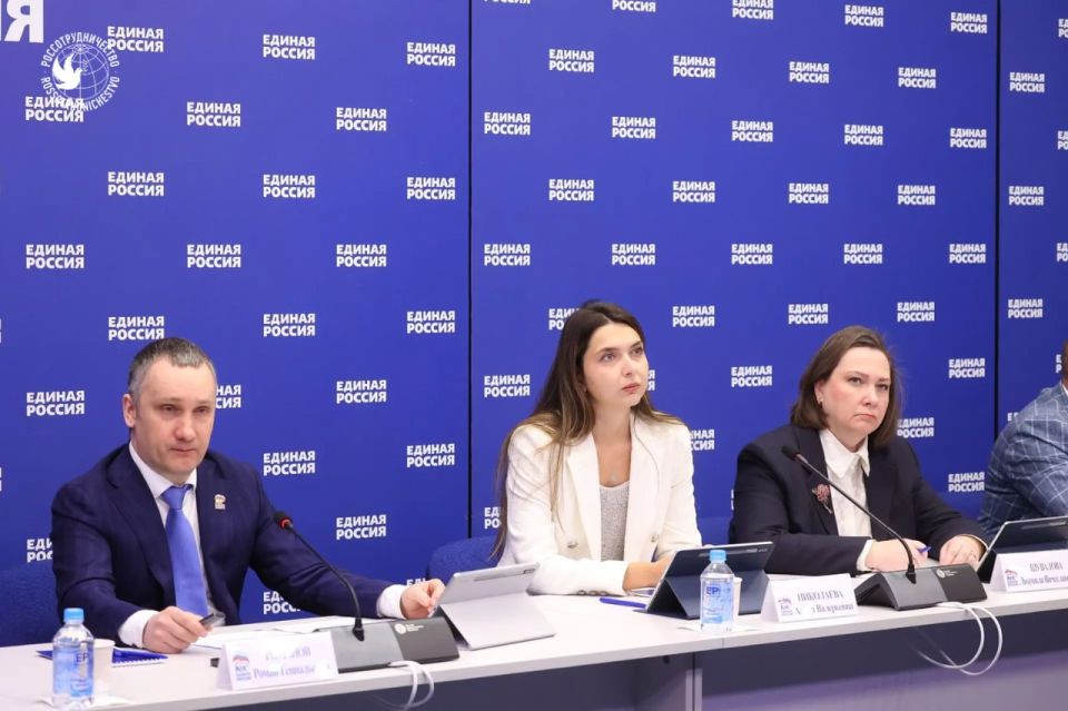 Открыт новый сезон международной молодежной акции «Люди Артека» Открыт новый сезон международной молодежной акции «Люди Артека»