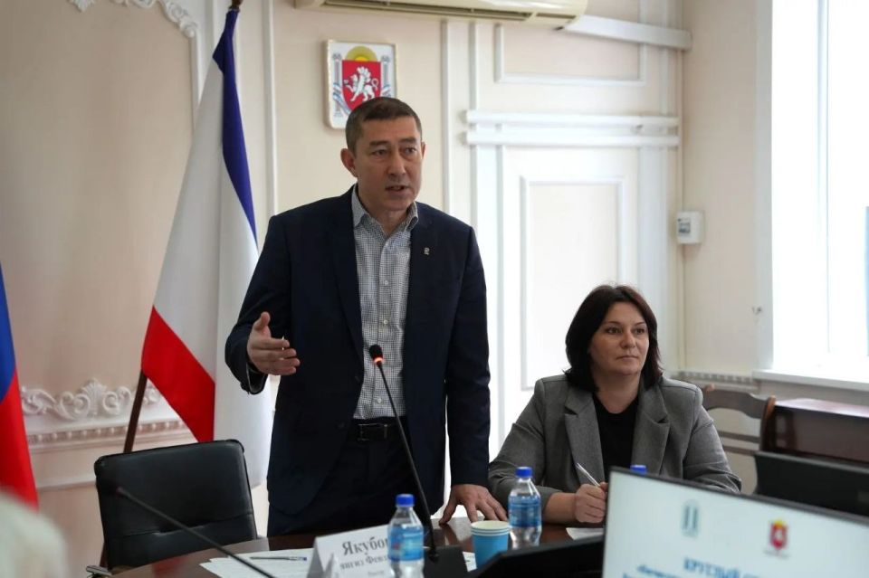 � �������� ���������-�������������� ������������ ��������� ������� ���� � ������ ��������-������������� ������, ����������� ������-���������������� �������� �������������� ���������� ����