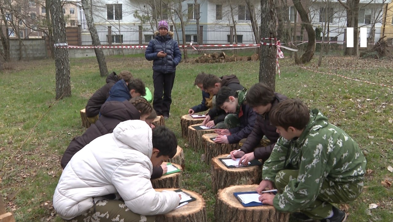 Сплочённость и тактика. Состязания, достойные настоящих сапёров, медиков и штурмовиков, развернулись на «Зарнице 2.0» в учебном центре ДОСААФ Сплочённость и тактика. Состязания, достойные настоящих сапёров, медиков и штурмовиков, развернулись на «Зарнице 2.0» в учебном центре ДОСААФ