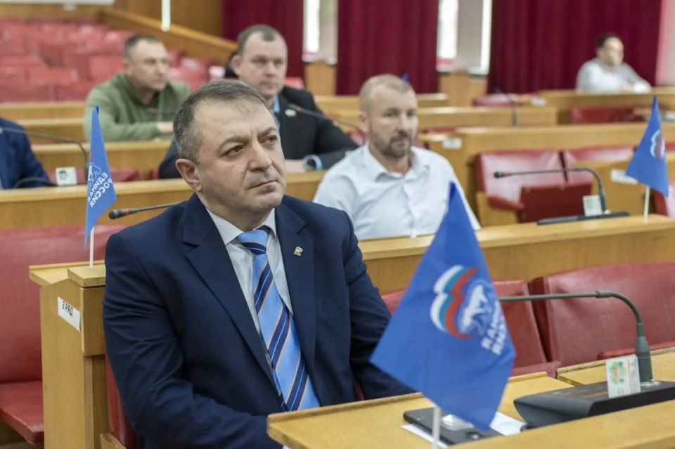 В Симферополе состоялась 39-я очередная сессия городского совета В Симферополе состоялась 39-я очередная сессия городского совета