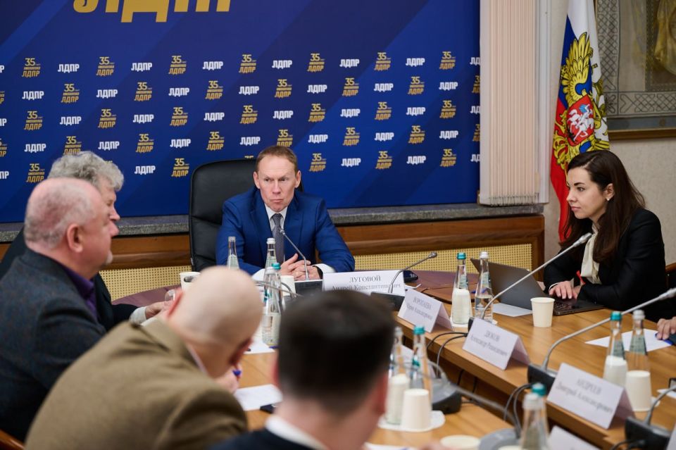 Андрей Луговой: КПРФ — политические могильщики Андрей Луговой: КПРФ — политические могильщики