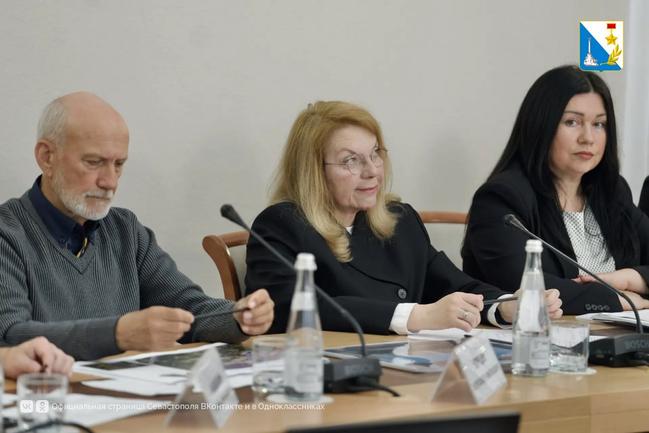 Здание бывшего кинотеатра на площади 50-летия СССР станет филиалом национального центра «Россия» Здание бывшего кинотеатра на площади 50-летия СССР станет филиалом национального центра «Россия»