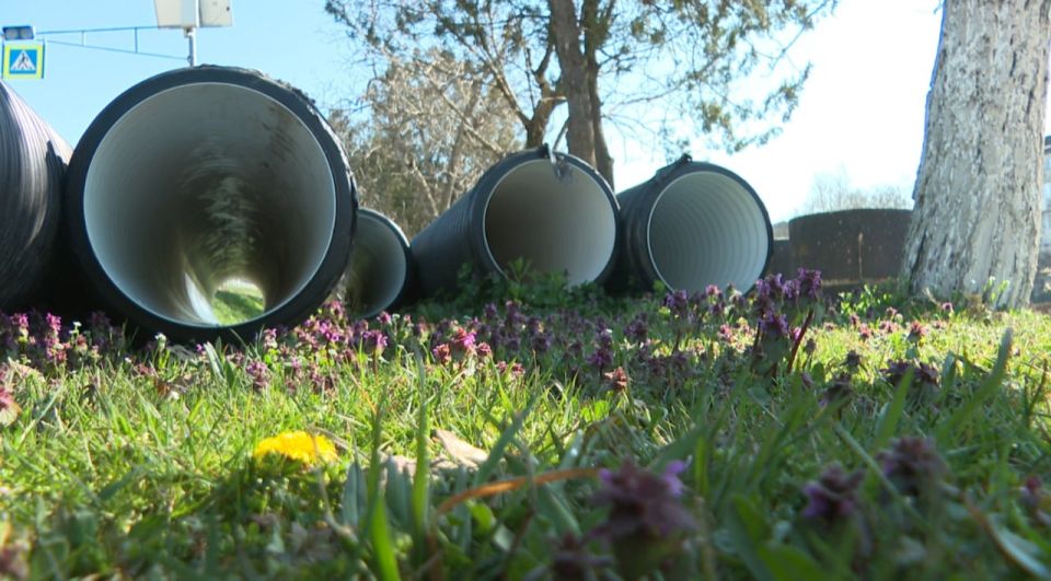 ���� "�����������". � ������ ������������ ������� ������������� ���������� ��������� ������ � ��������� ���������� � ��������������� ���������� �����