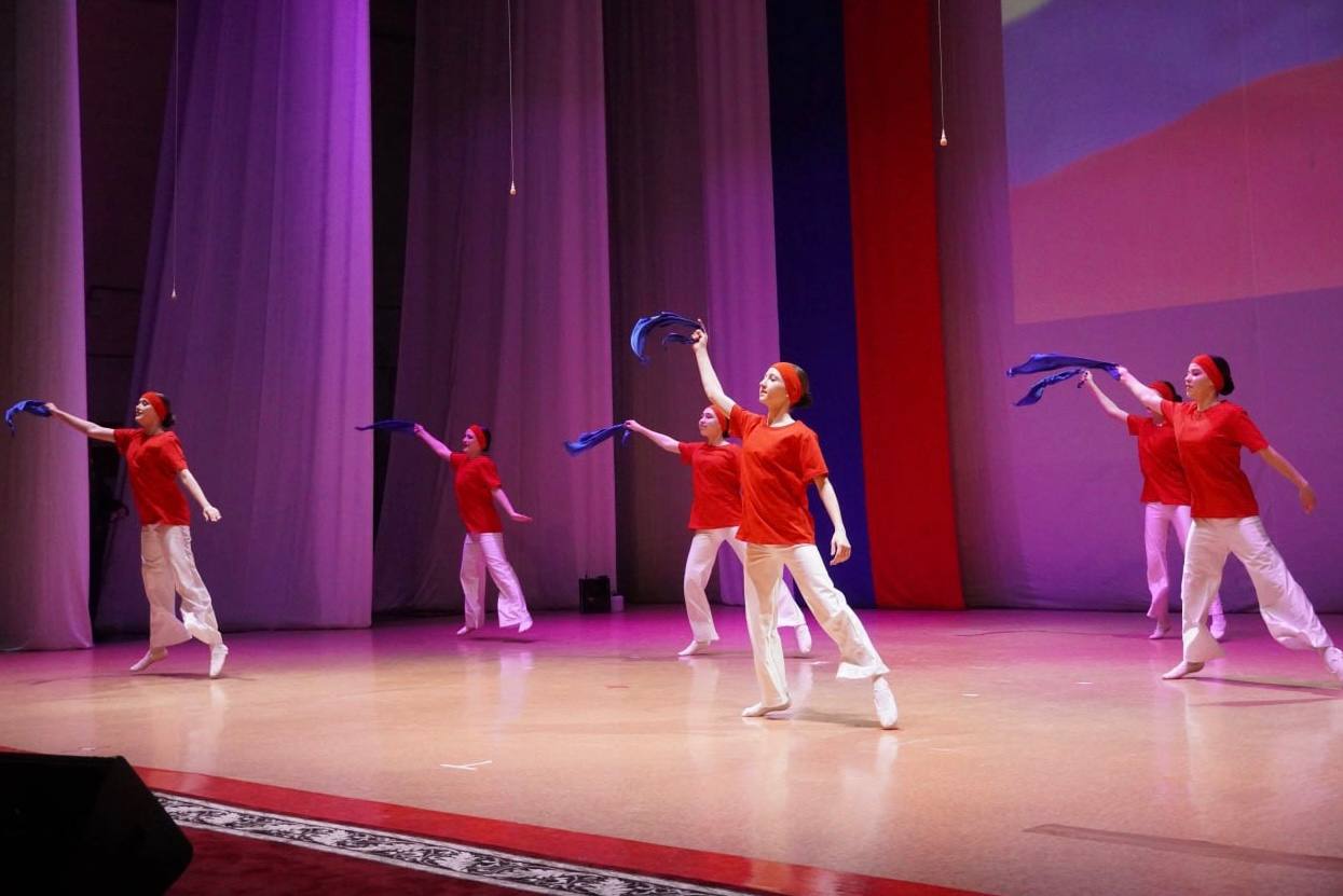 В городе-герое Керчи прошло торжественное мероприятие, посвященное 10-й годовщине со дня образования Федеральной службы войск национальной гвардии Российской Федерации и 215-й годовщине войск правопорядка