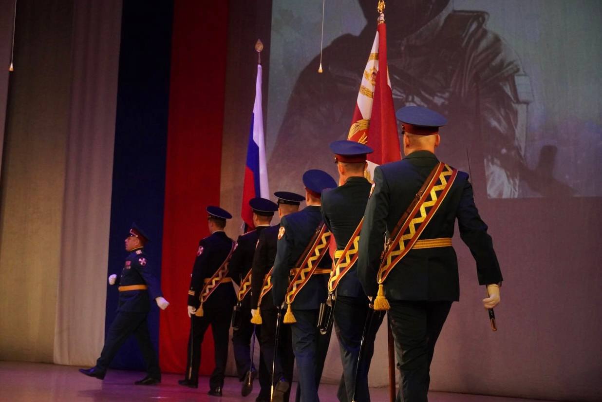 В городе-герое Керчи прошло торжественное мероприятие, посвященное 10-й годовщине со дня образования Федеральной службы войск национальной гвардии Российской Федерации и 215-й годовщине войск правопорядка В городе-герое Керчи прошло торжественное мероприятие, посвященное 10-й годовщине со дня образования Федеральной службы войск национальной гвардии Российской Федерации и 215-й годовщине войск правопорядка