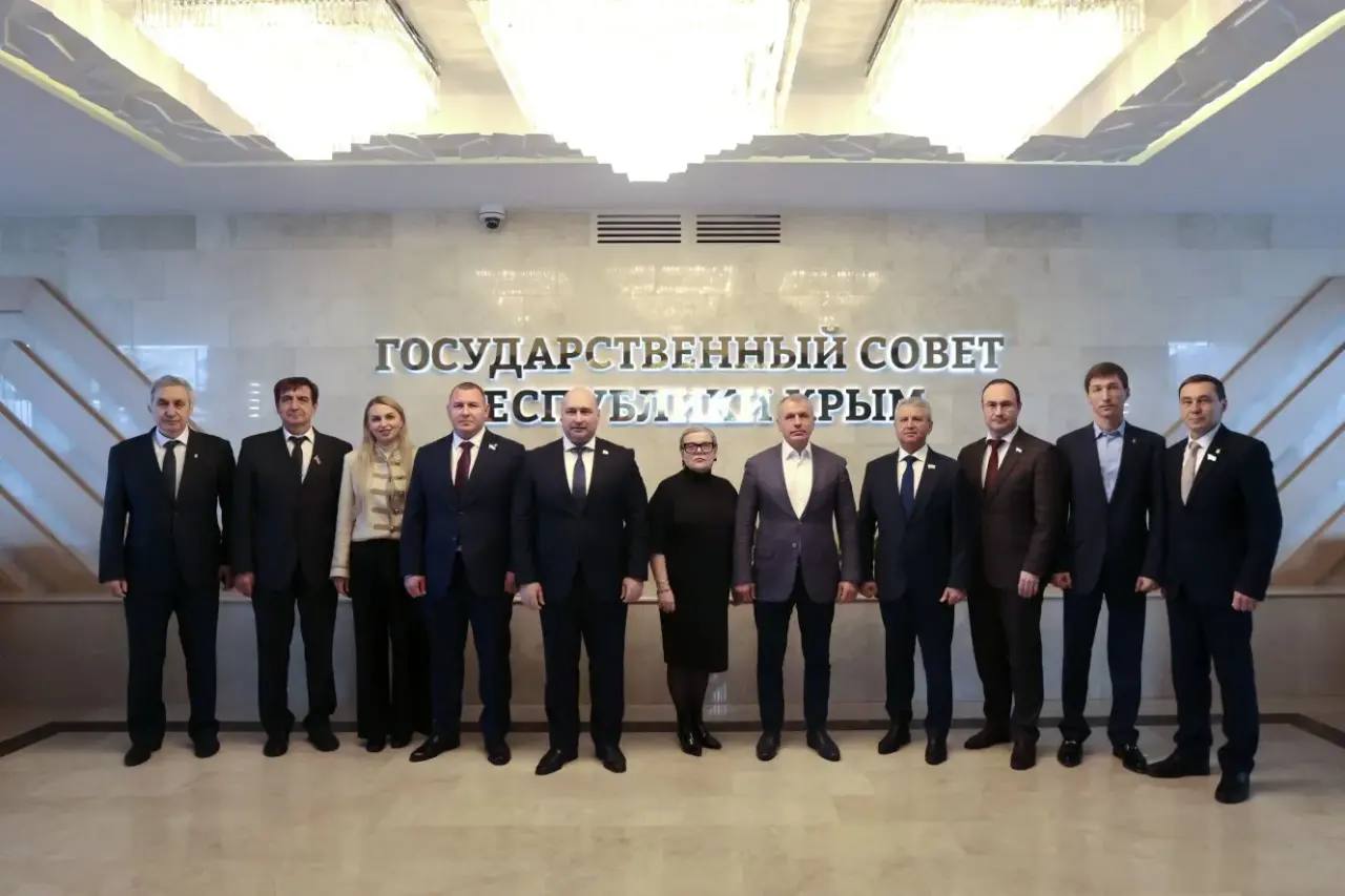 В крымском парламенте состоялось заседание Комиссии Совета законодателей по вопросам интеграции новых субъектов РФ вправовую систему Российской Федерации В крымском парламенте состоялось заседание Комиссии Совета законодателей по вопросам интеграции новых субъектов РФ вправовую систему Российской Федерации