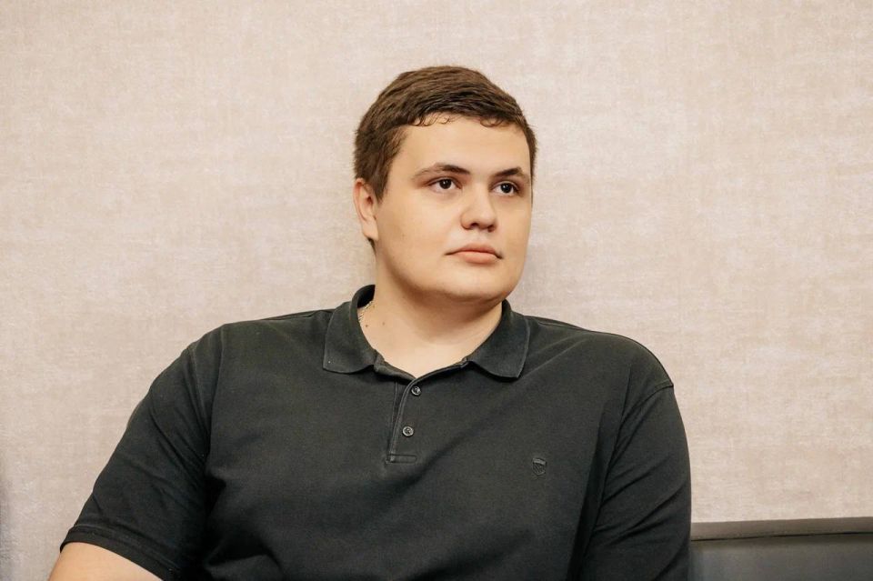 Альберт Куршутов: Встретился со студентами КФУ им. В.И. Вернадского в рамках реализации проекта «Кадры. Крым: старт в государственную службу» Альберт Куршутов: Встретился со студентами КФУ им. В.И. Вернадского в рамках реализации проекта «Кадры. Крым: старт в государственную службу»