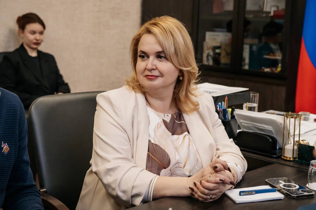 Альберт Куршутов: Встретился со студентами КФУ им. В.И. Вернадского в рамках реализации проекта «Кадры. Крым: старт в государственную службу» Альберт Куршутов: Встретился со студентами КФУ им. В.И. Вернадского в рамках реализации проекта «Кадры. Крым: старт в государственную службу»