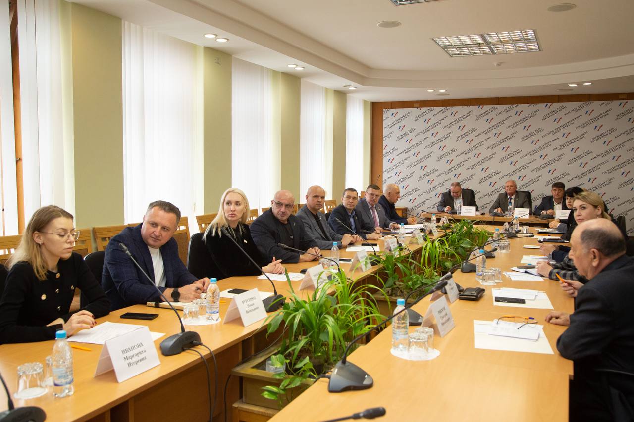 Профильный Комитет обсудил стратегию развития АПК Крыма Профильный Комитет обсудил стратегию развития АПК Крыма