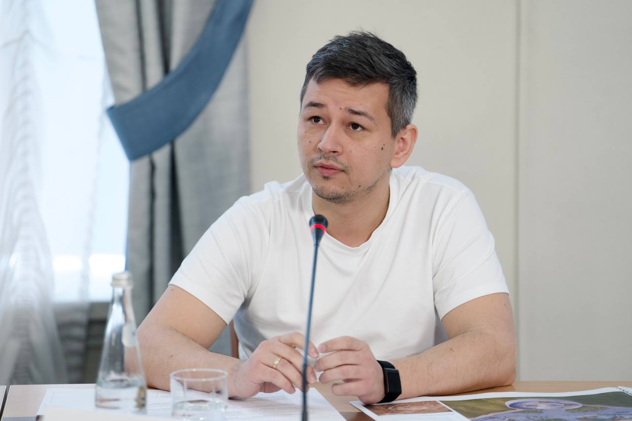 Михаил Развожаев: На заседании архитектурно-художественного совета обсудили также модернизацию здания бывшего кинотеатра и создание на площади 50-летия СССР филиала Национального центра «Россия» Михаил Развожаев: На заседании архитектурно-художественного совета обсудили также модернизацию здания бывшего кинотеатра и создание на площади 50-летия СССР филиала Национального центра «Россия»