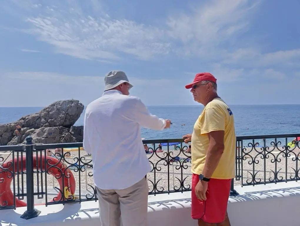 Чем занимаются сотрудники министерства?! Чем занимаются сотрудники министерства?!