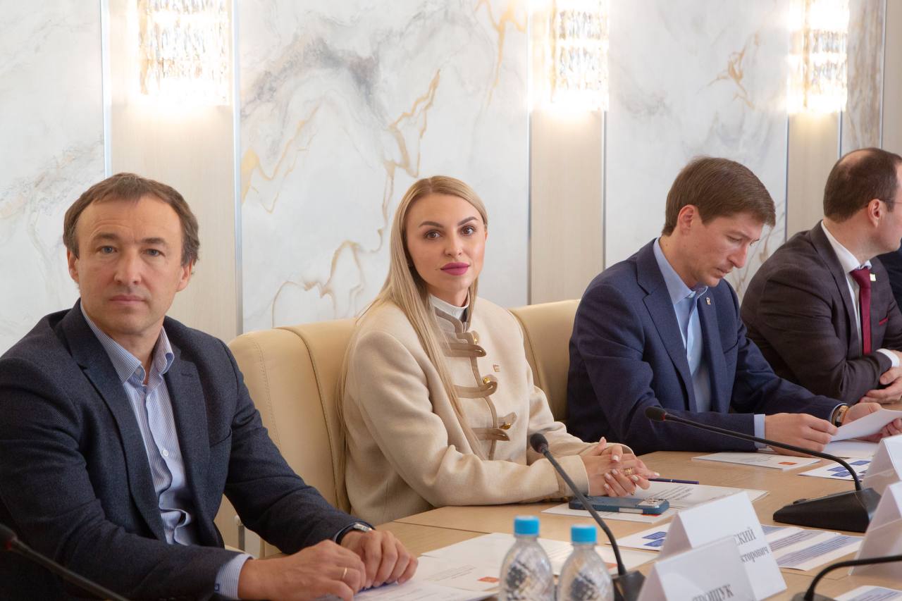 Анастасия Гридчина: Приняла участие в заседании Комиссии Совета законодателей России по интеграции новых субъектов РФ в правовую систему Анастасия Гридчина: Приняла участие в заседании Комиссии Совета законодателей России по интеграции новых субъектов РФ в правовую систему