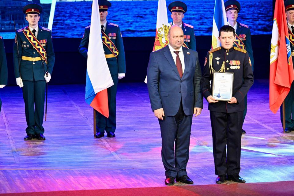 Владимир Немцев: Сегодня отмечается День войск национальной гвардии Российской Федерации Владимир Немцев: Сегодня отмечается День войск национальной гвардии Российской Федерации
