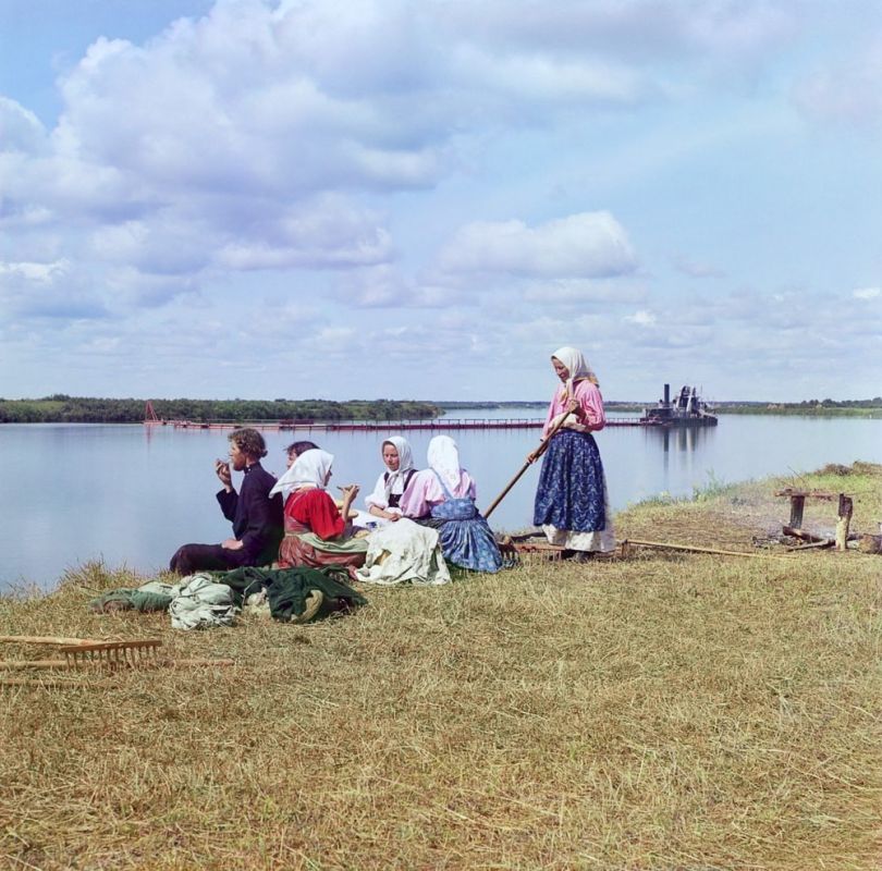 Империя в цвете: о первых цветных фотографиях в Российской Империи Империя в цвете: о первых цветных фотографиях в Российской Империи